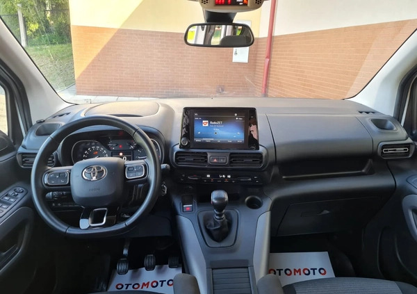 Toyota Proace City Verso cena 34900 przebieg: 88500, rok produkcji 2020 z Lipno małe 352